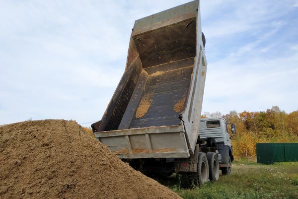 Topsoil Delivery in Pueblo