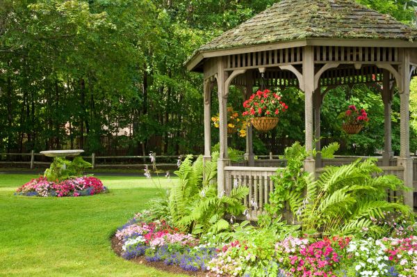 Backyard Landscaping Service in Pueblo